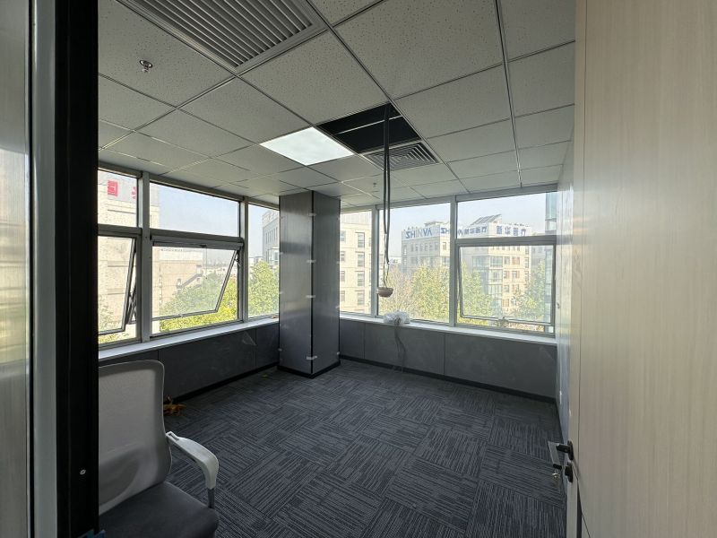 （总部基地）北京丰台区南四环西路188号1区4号