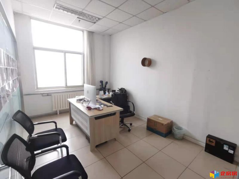 百斯特信息中心 （百思特信息中心）