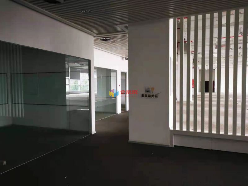 主语国际中心