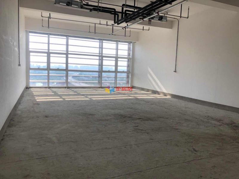 华夏保险创新总部中心（世界侨商中心2号楼）