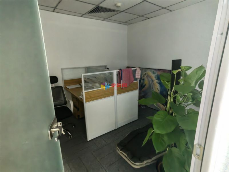 万通金融中心（原万通新世界中心）