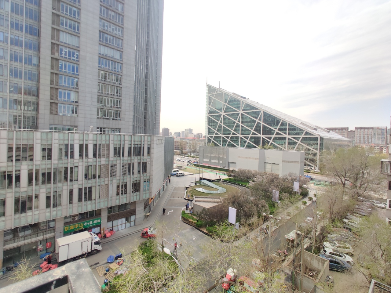 北京东方宫霄大厦（宫宵国际大厦）