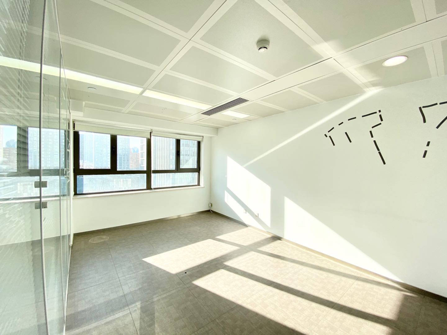 北京东方宫霄大厦（宫宵国际大厦）