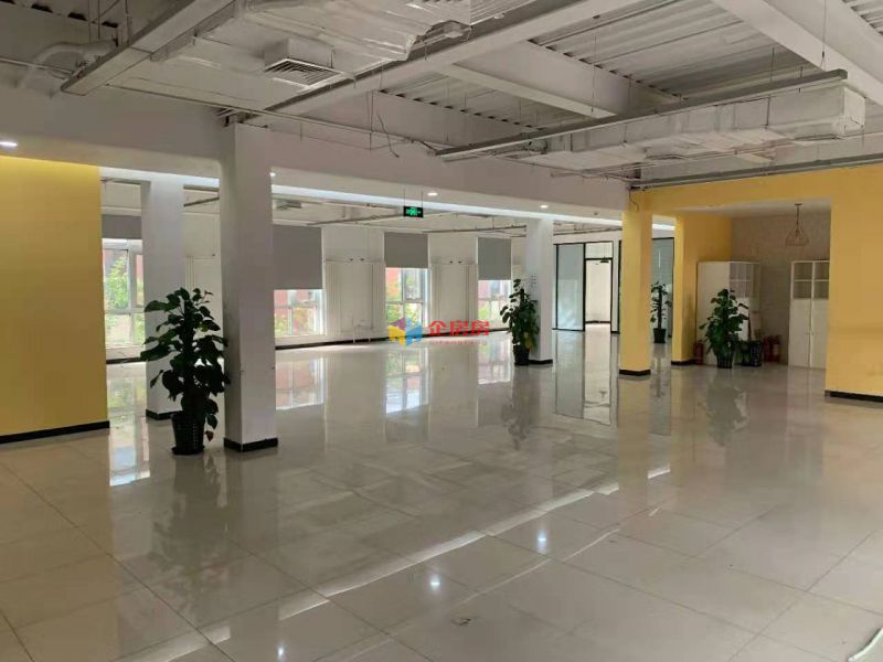 自由者创业社区（西三旗昌临801号院）