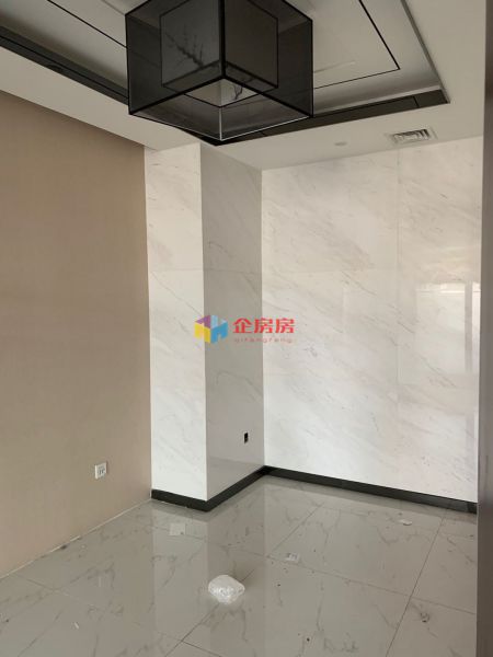 太阳宫大厦（冠城大厦B座）