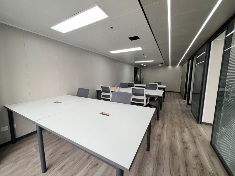 凯旋中心（凯旋城）