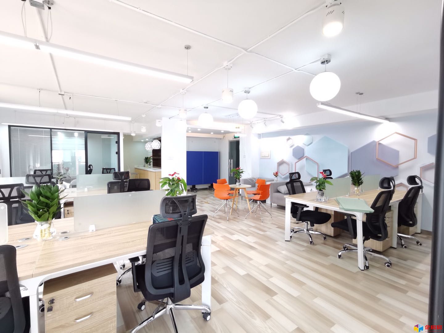 凯旋中心（凯旋城）