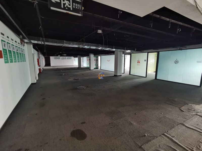 凯旋中心（凯旋城）