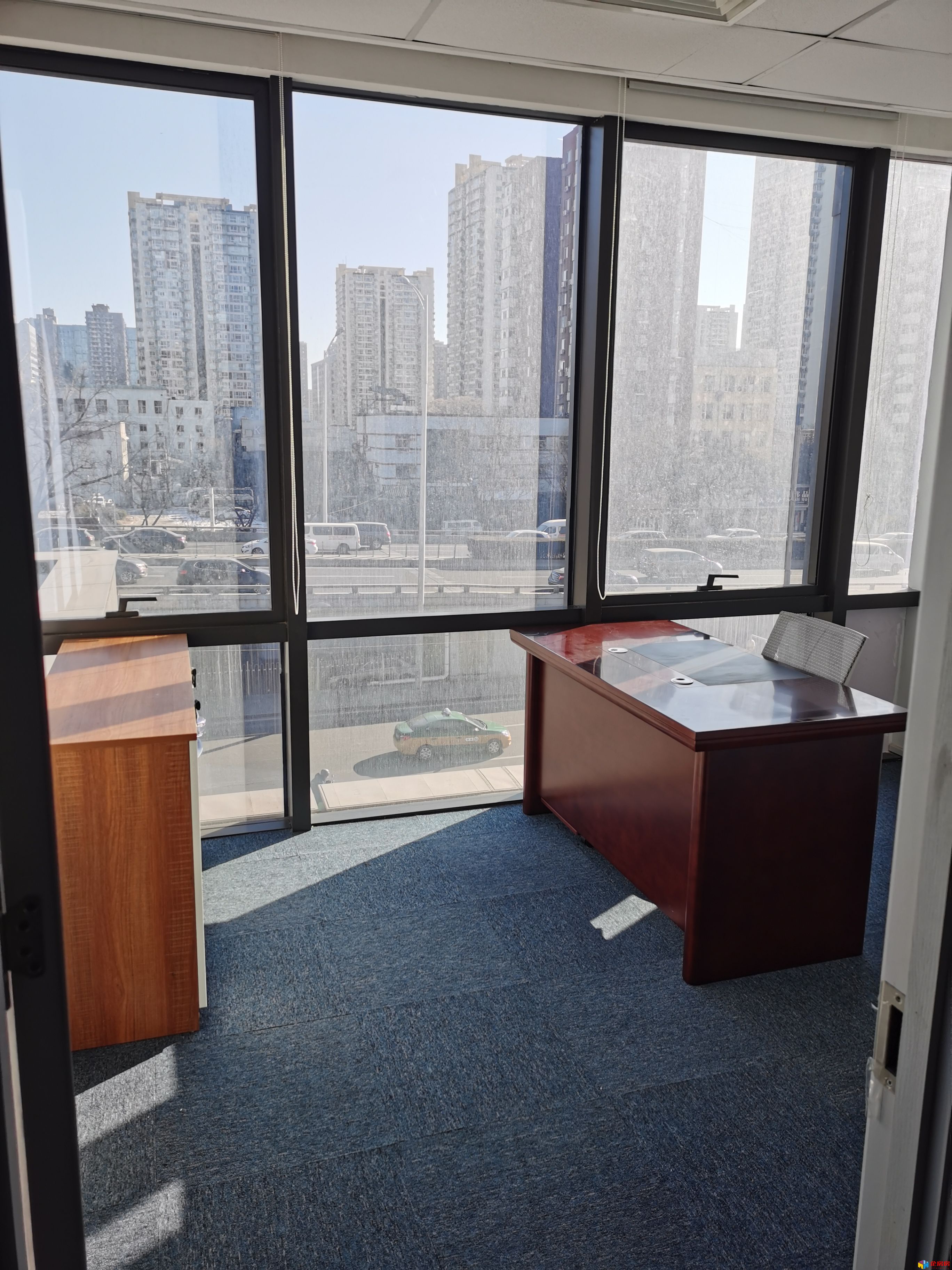 中国人民美术出版大厦 