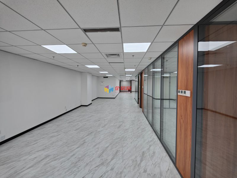 万通金融中心（原万通新世界中心）