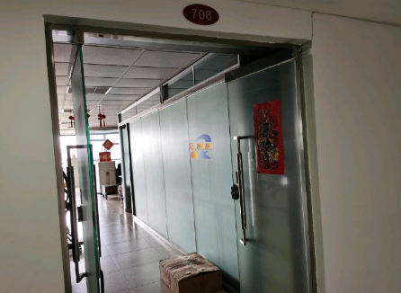 王府井购物中心（右安门店）