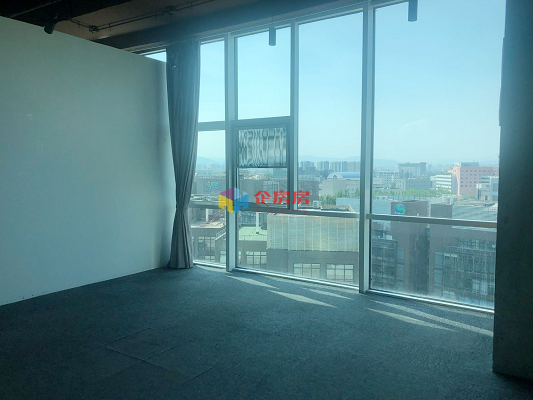 总部基地之总部广场