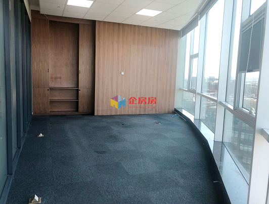 总部基地之总部广场