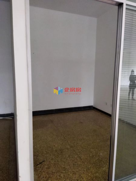 建材城西路31号