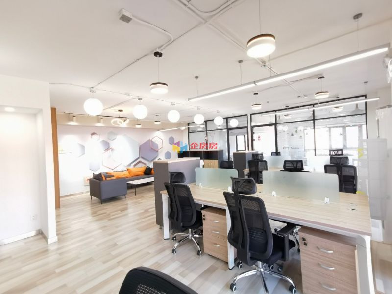 凯旋中心（凯旋城）