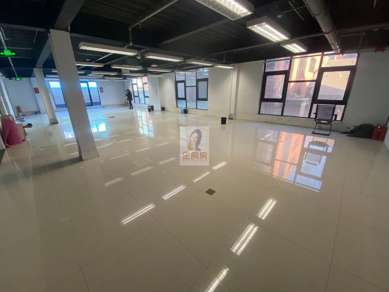 爱工场天空大厦