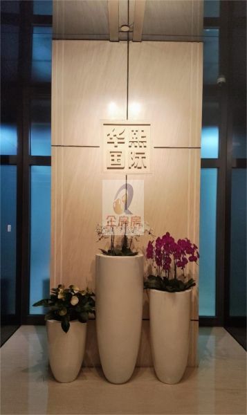 中环世贸中心D座