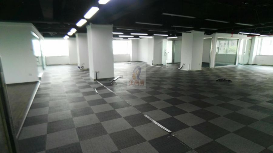京龙大厦