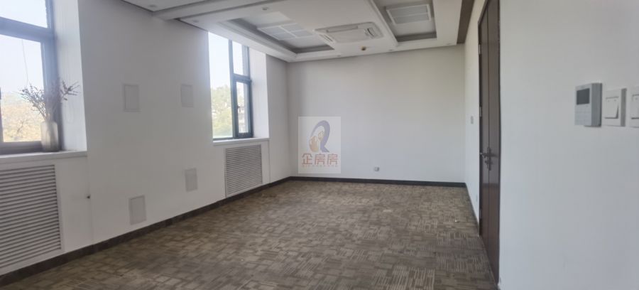 西城区佟麟阁路85号院