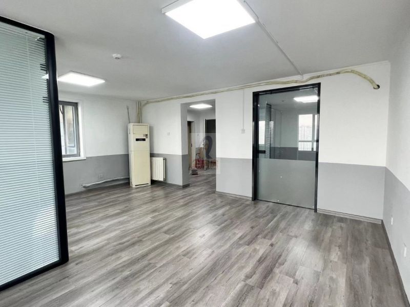 优士阁商务MALL，优士阁大厦