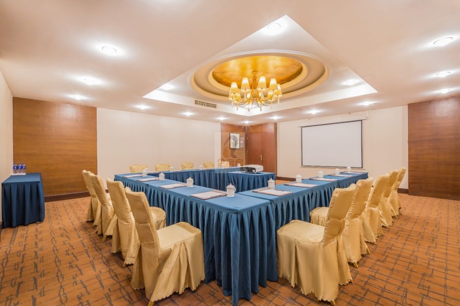 金龙大厦（金龙建国温泉酒店）