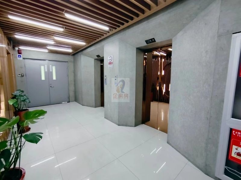 星泰中心（原将台新港大厦）