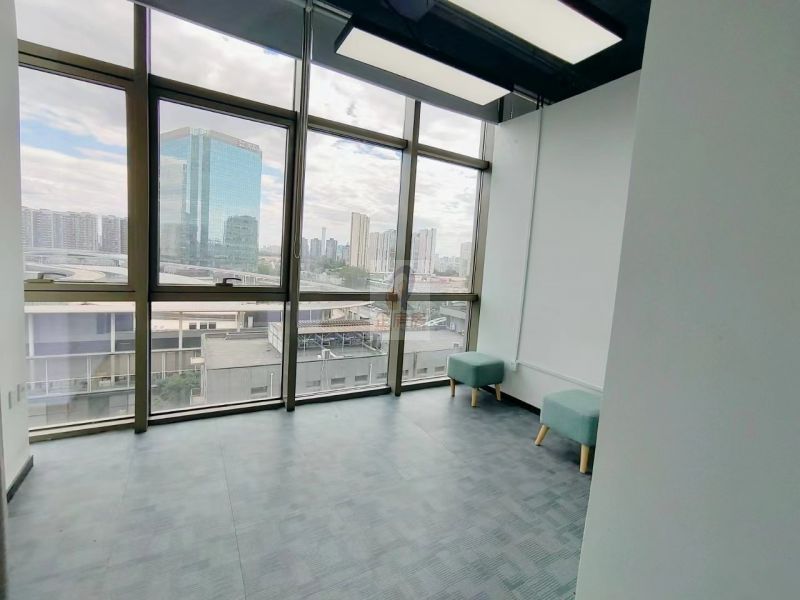 星泰中心（原将台新港大厦）