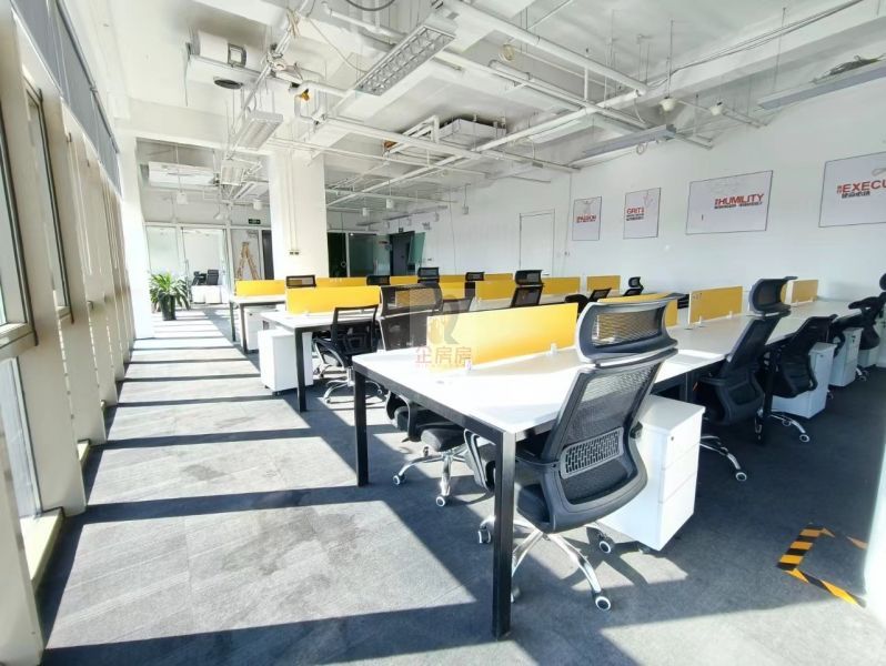 星泰中心（原将台新港大厦）