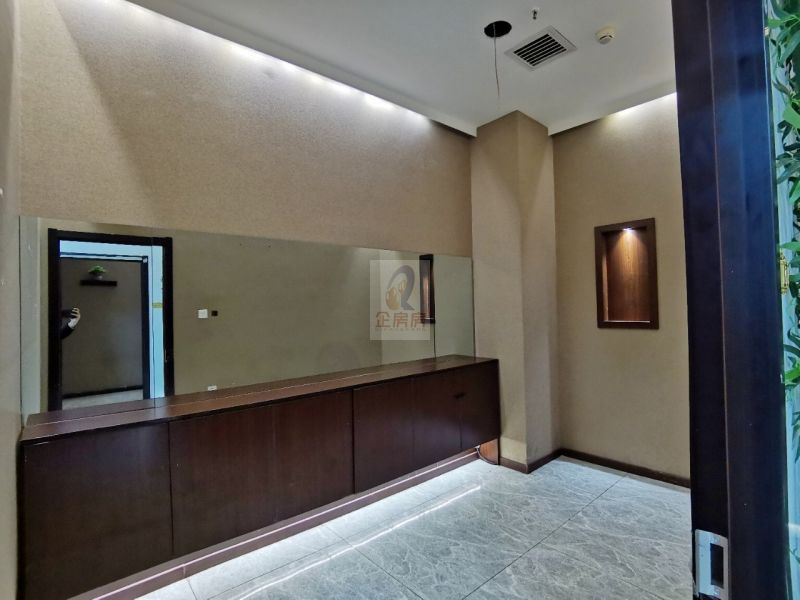 联动空间（华文国际传媒大厦）