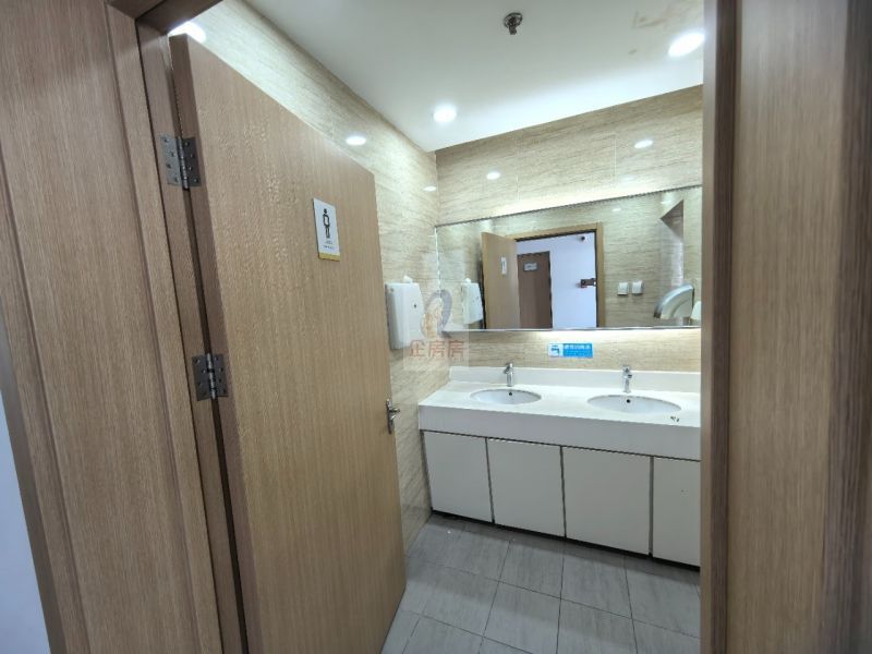 北京外经贸大厦