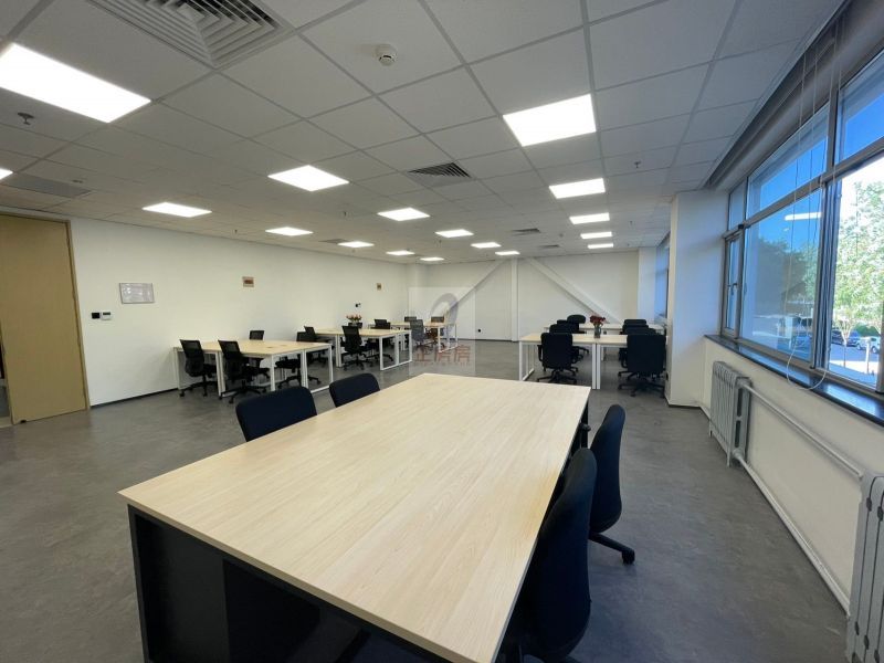 骏一孵化器朱辛庄分部