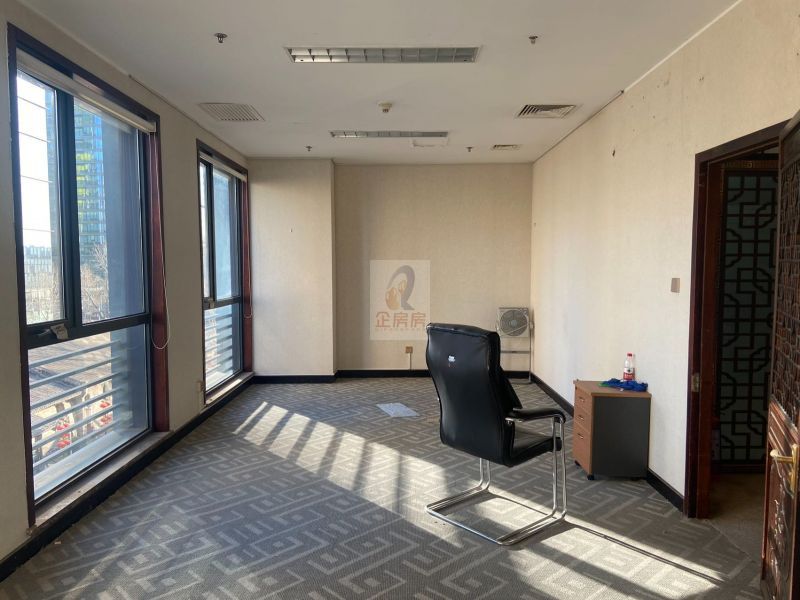 南新仓商务大厦（南新仓国际大厦）