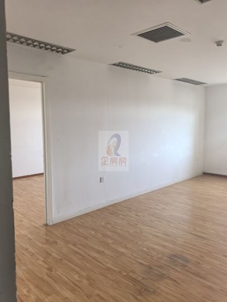 恒通伟业大厦
