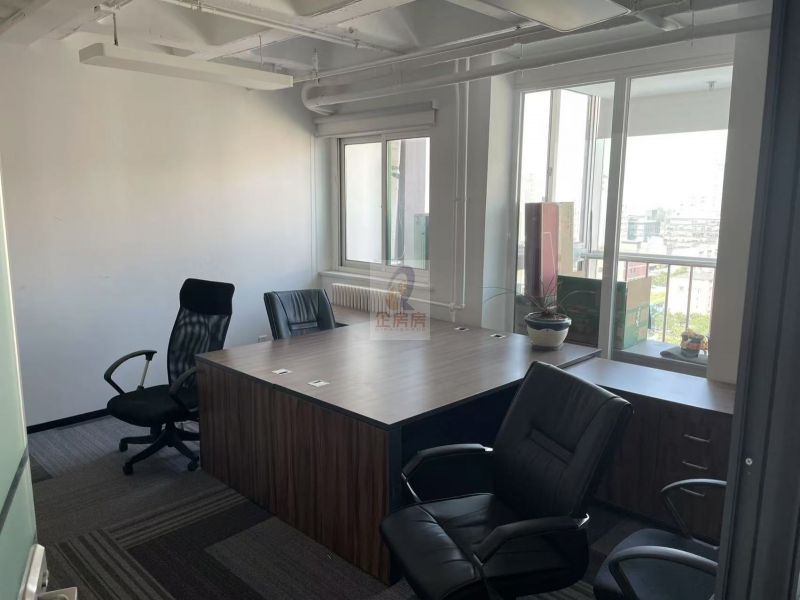 首开广场（天鸿宝景大厦）