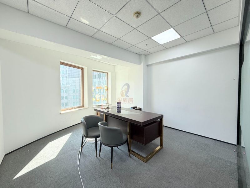 荷华国际大厦（万豪国际酒店）