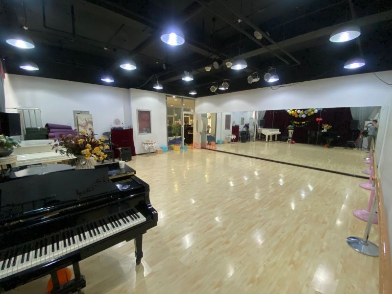 瑞旗家园28号楼底商