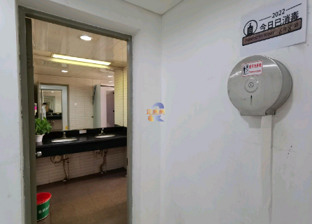 王府井购物中心（右安门店）